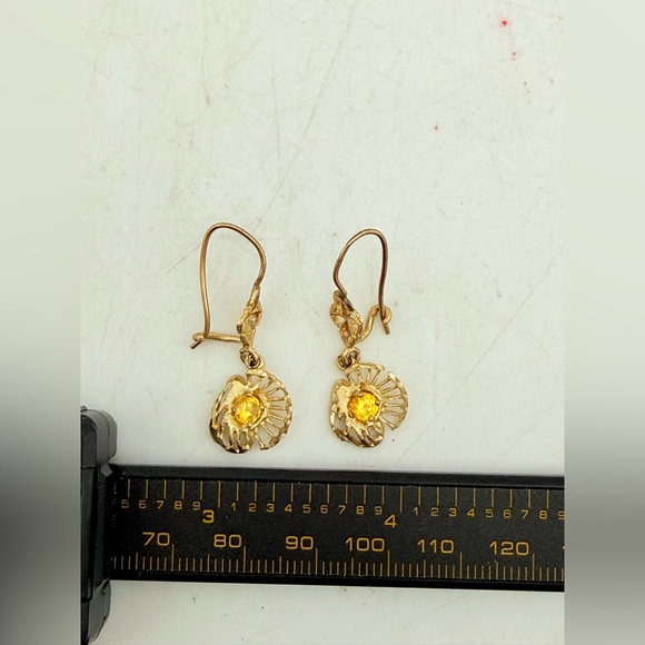 Vintage 10K Yellow Gold Floral Dangle Earrings | Yellow Stones | 2.4g - Picture 8 of 10